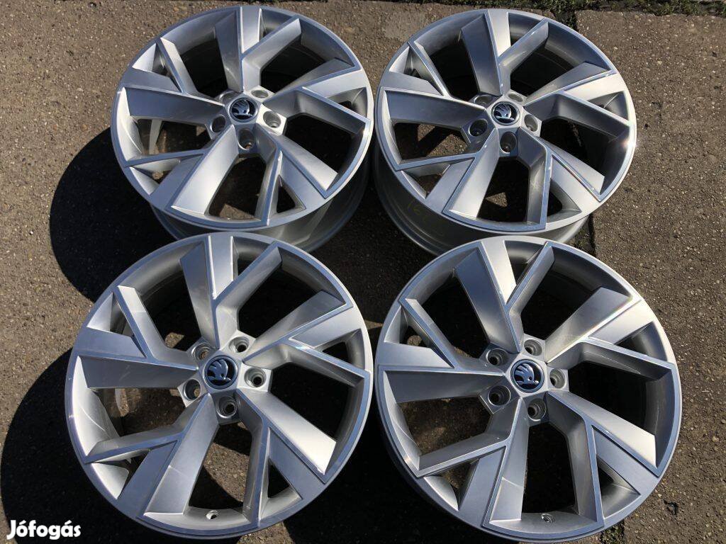 4db gyári 19 Skoda Kodiaq [Triglav] alufelni. (1625)